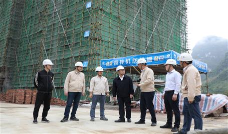 覃振華到桂金分公司調(diào)研指導