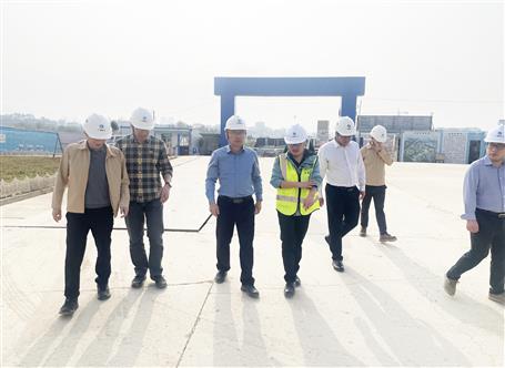 集團公司檢查組到冶建公司兩項目開展復(fù)工復(fù)產(chǎn)綜合大檢查